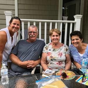 Meet your Posher, Cynthia